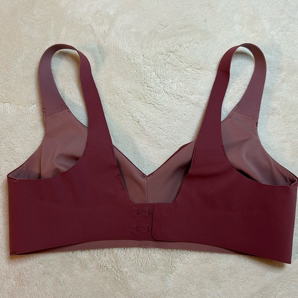 Lululemon Like Nothing Bra Size 32C - Picture 4 of 6